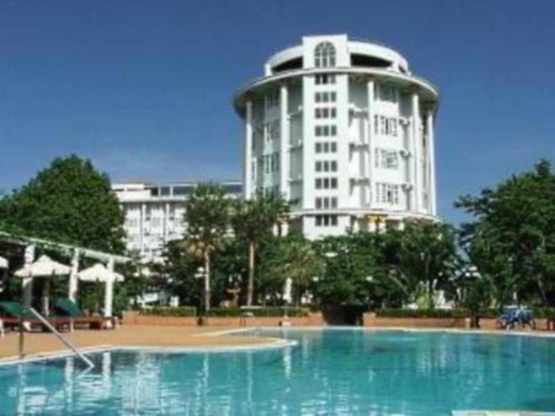 Hermitage Hotel Korat-Sha Nakhonratchasima Esterno foto