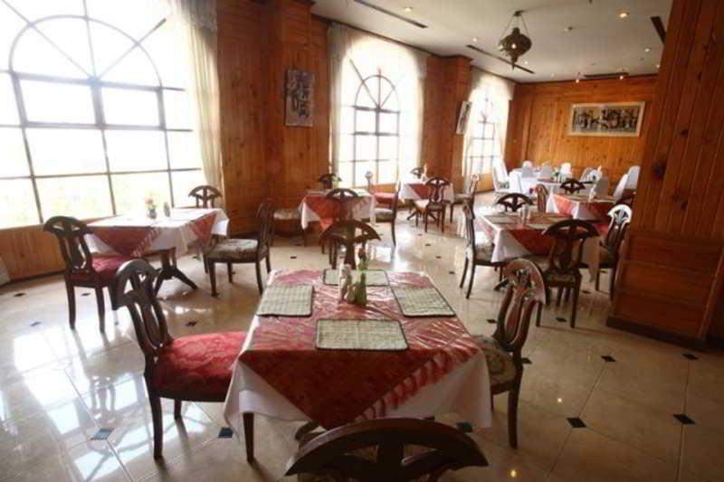 Hermitage Hotel Korat-Sha Nakhonratchasima Esterno foto